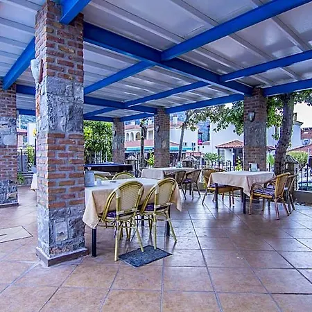 Magic Tulip Hotel 3*